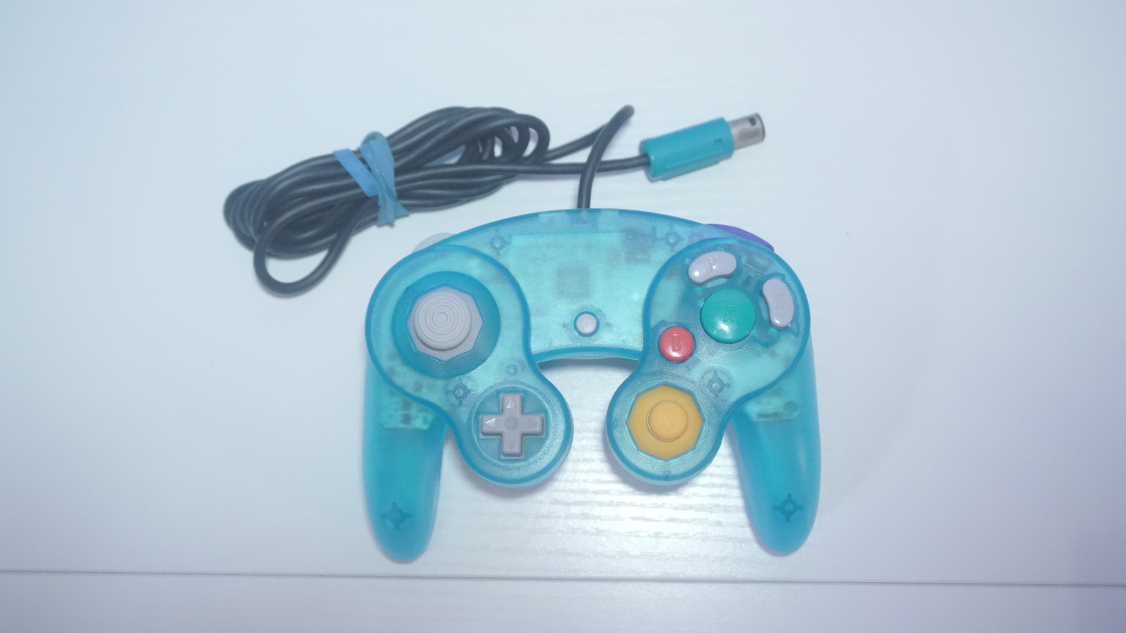 Clear Sky Blue Nintendo GameCube Console DOL-001 (USA) Yellow LED & Controller