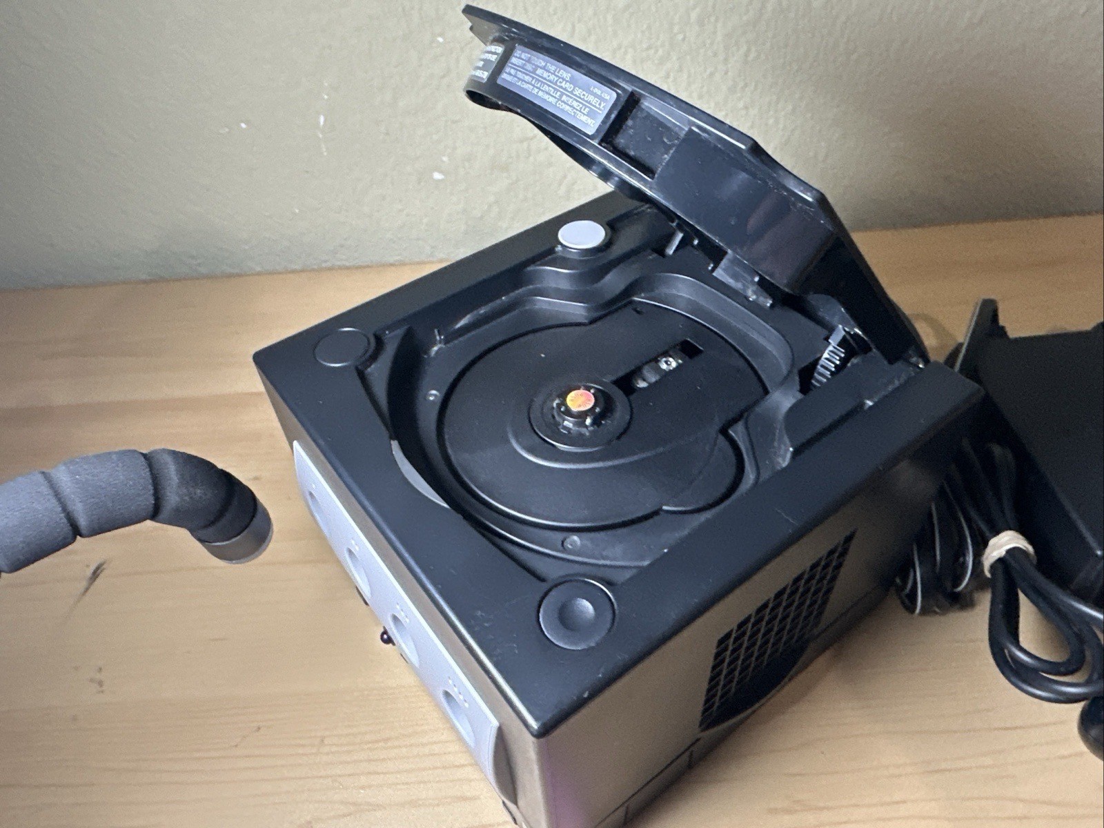 Nintendo GameCube Black Console NTSC U & J Region Switch & Blue LED DOL001