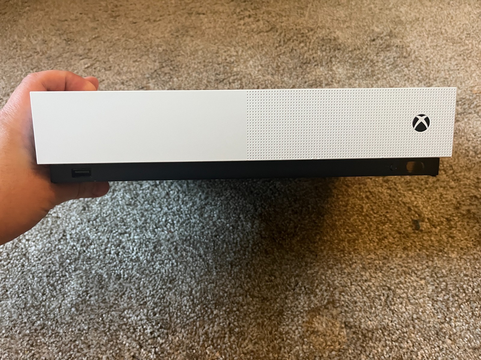 Xbox One S All‑Digital 1TB Console – Console Only Model 1681 Great Condition