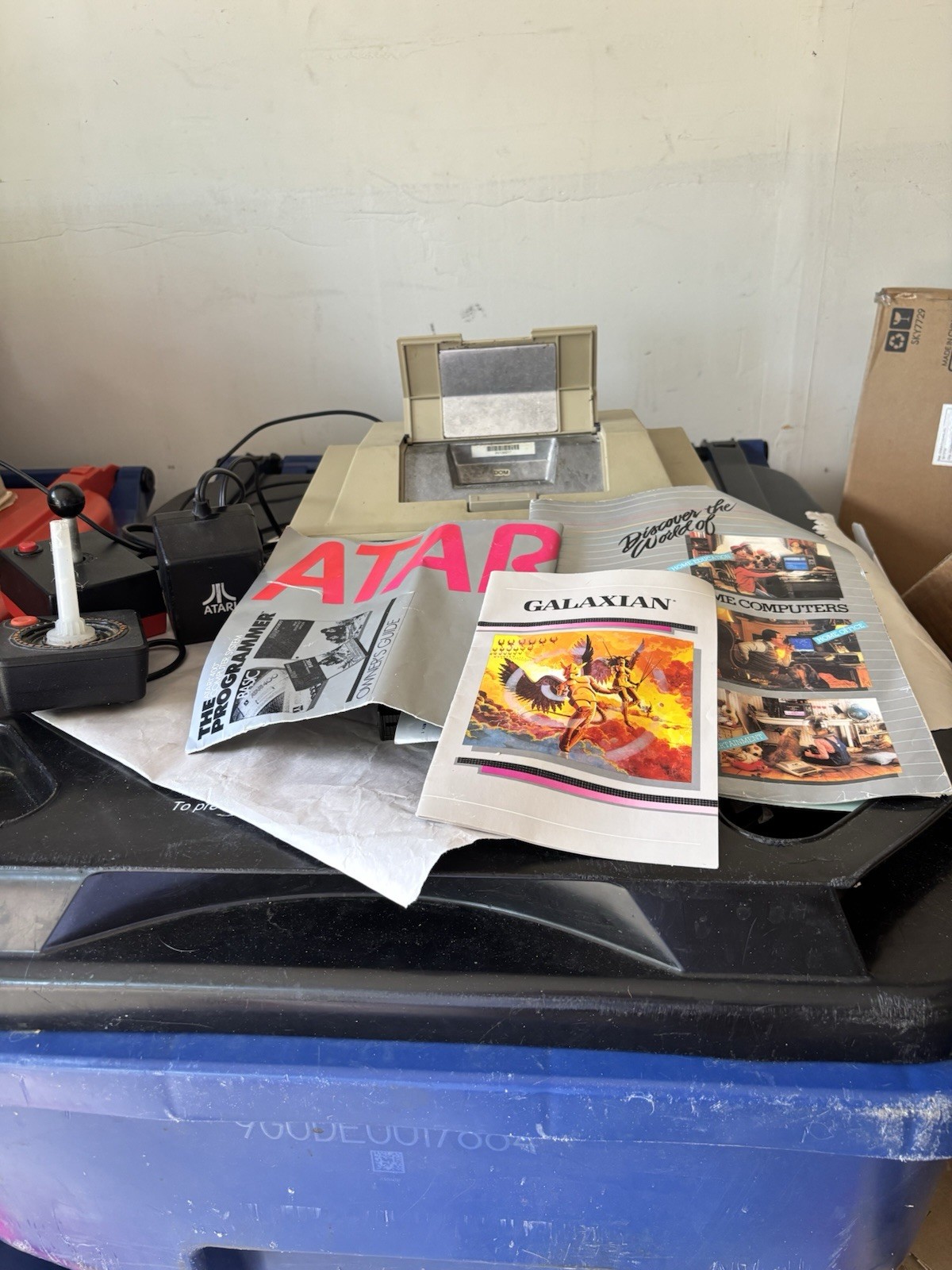 Working Atari 400 Computer With Accessories And Original Book. See Description