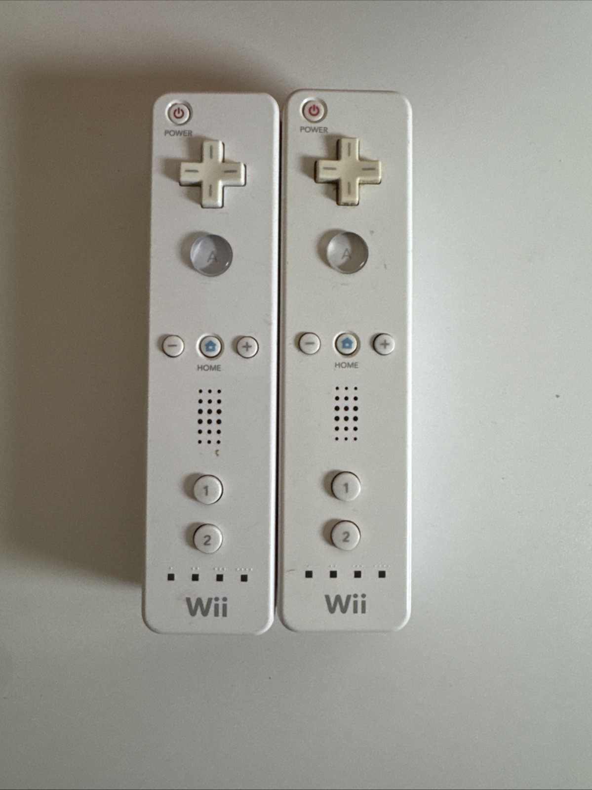 Nintendo Wii Clear Red Console w/ Wii Sports, 2 Wiimote, 2 Nunchuck & Sensor Bar