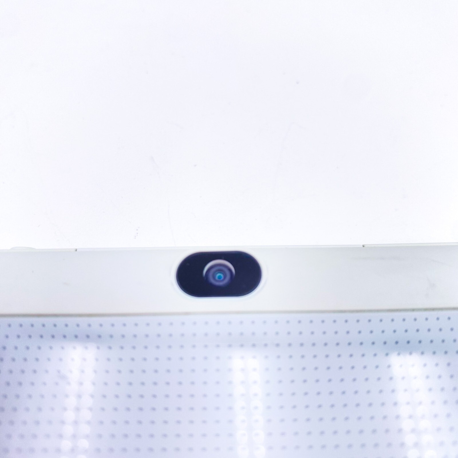 PS Vita White PCH 2000 ZA12 Console PSV Slim Good Condition Working Tested
