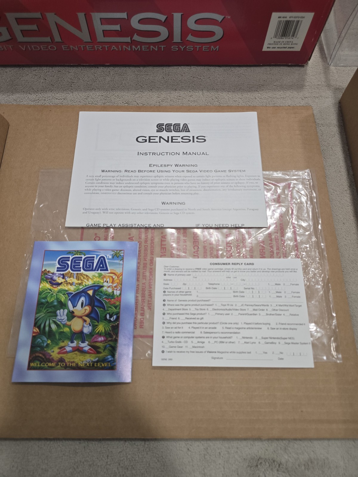 Sega Genesis Model 2 Console CIB Sonic 2 Bundle w Reg Card Mint + Box Protector