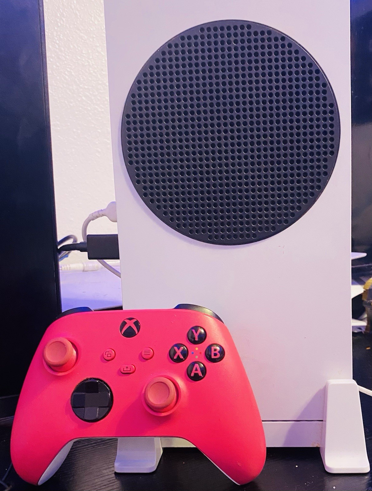 Microsoft Xbox Series S White Home Console USB-C w/ Red Wireless Controller