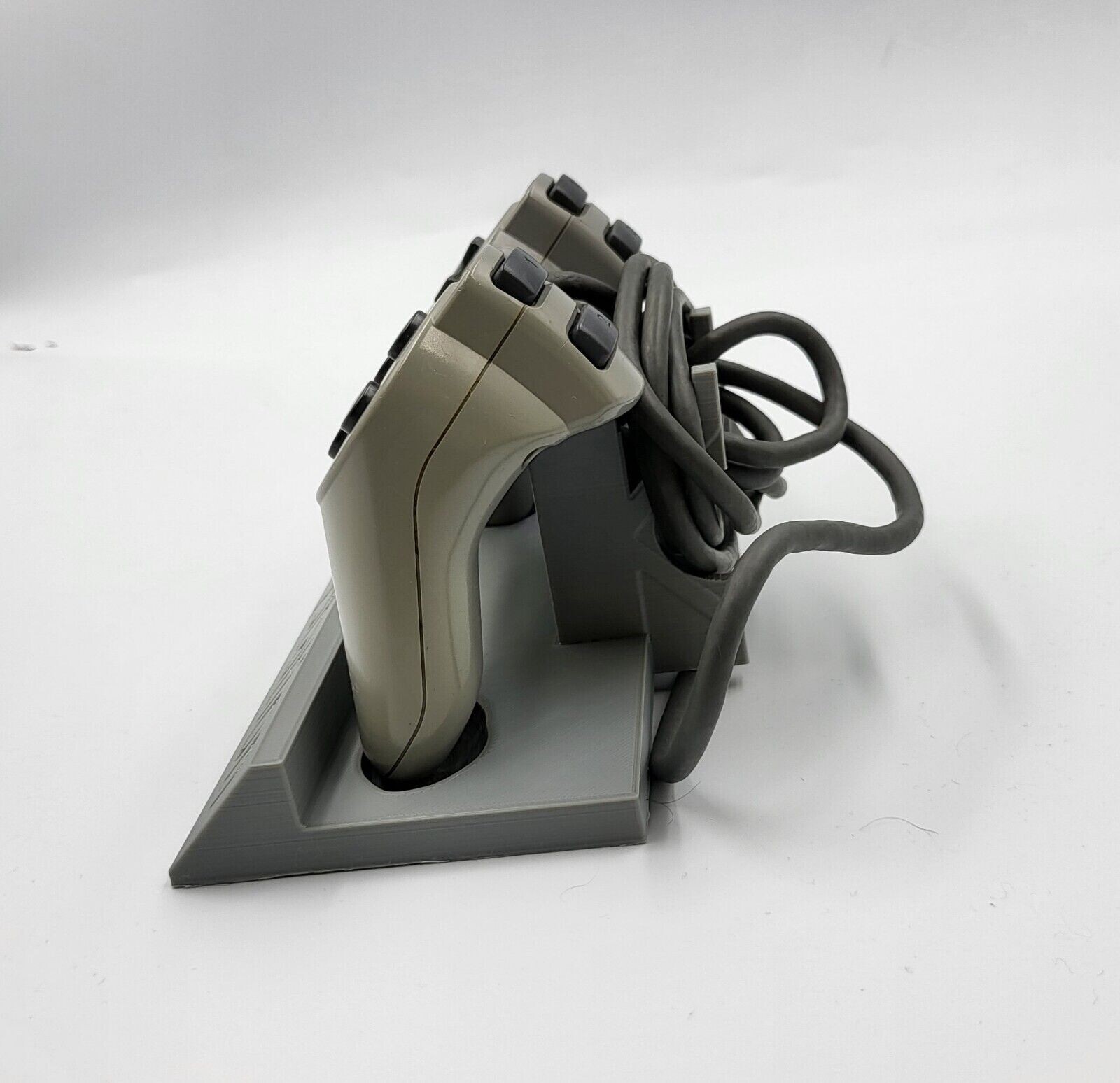 PS1 Playstation 1 Controller Display Stand – 3D Printed Lerpo3D