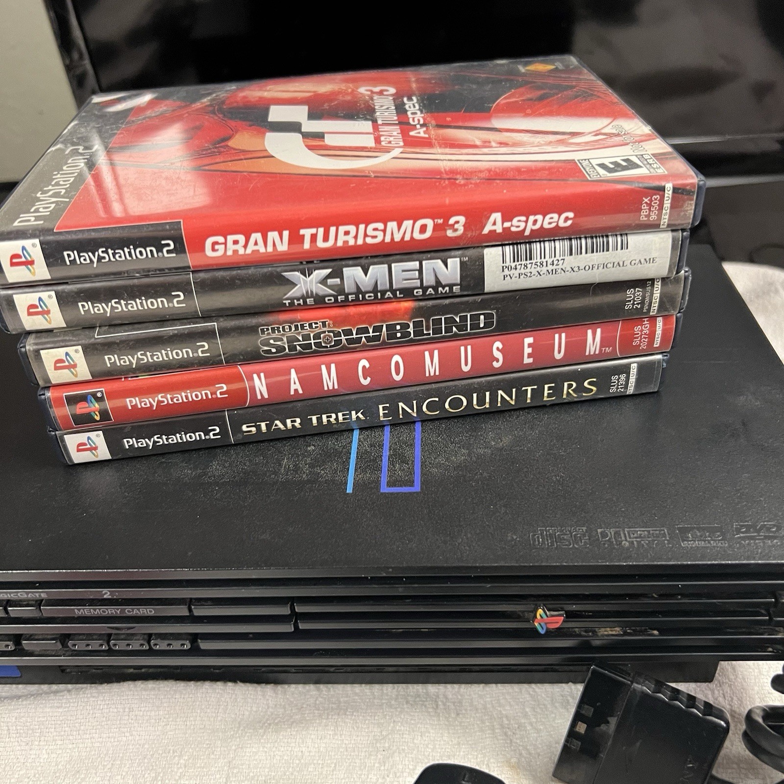Sony PlayStation 2 Console – Black (SCPH-39001) Bundle 5 Games