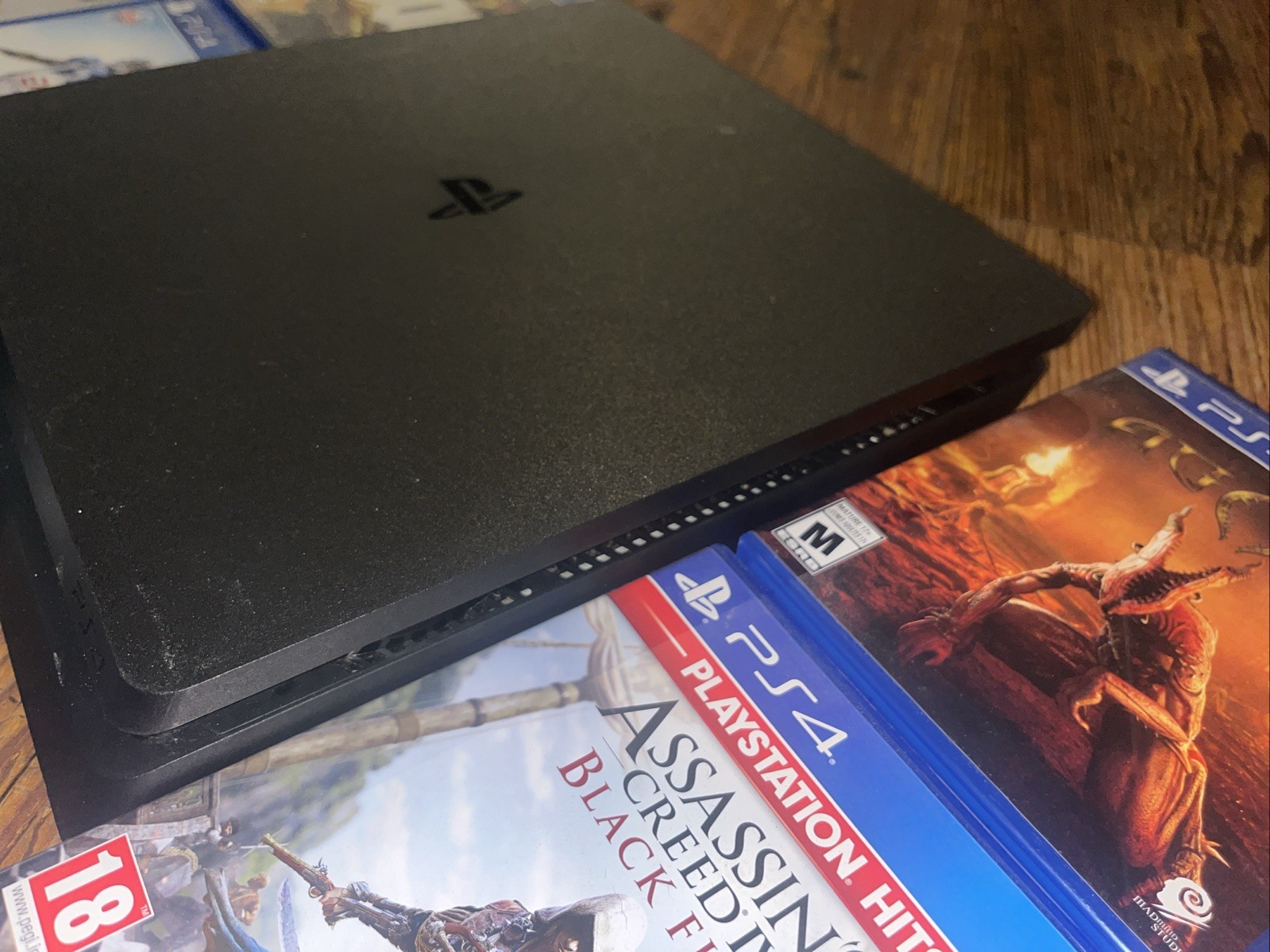 Sony PlayStation 4 PS4 Slim 500gb Bundle – CUH-2015a – 11.50