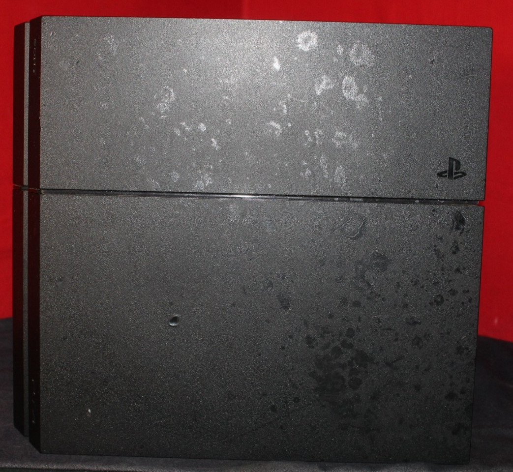 Sony PlayStation 4 (PS4) CUH-1215A 500GB Console Only AO4070736