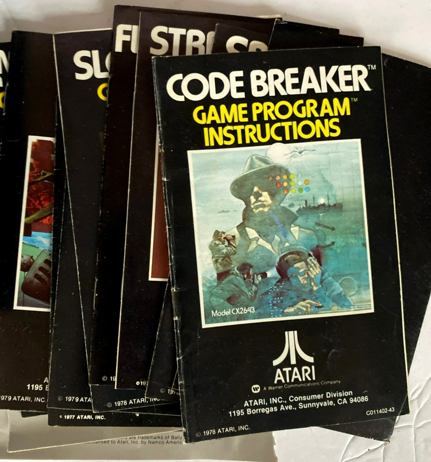 Atari 2600 Console System Cartridges Joy Sticks Manuals 22 Games Bundle LOT!