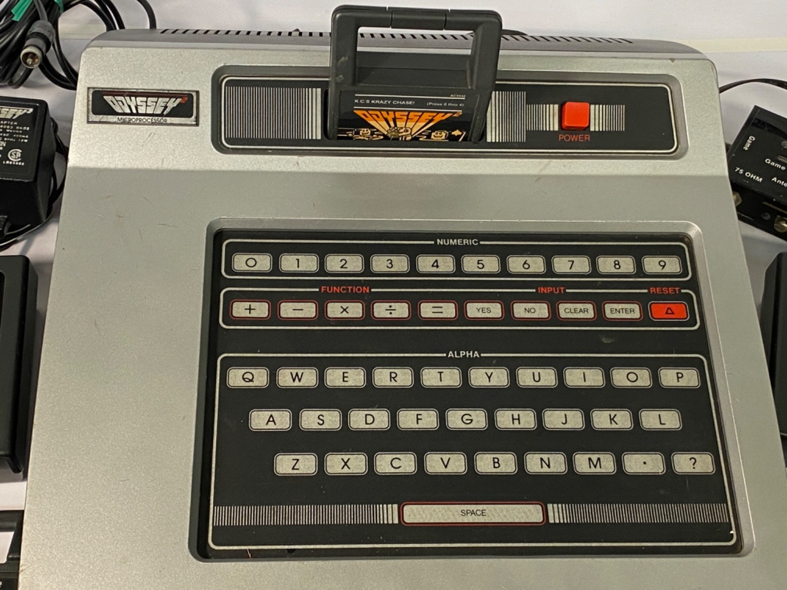 Odyssey 2 Original Console Bundle w/ Games & Accessories *FOR PARTS READ
