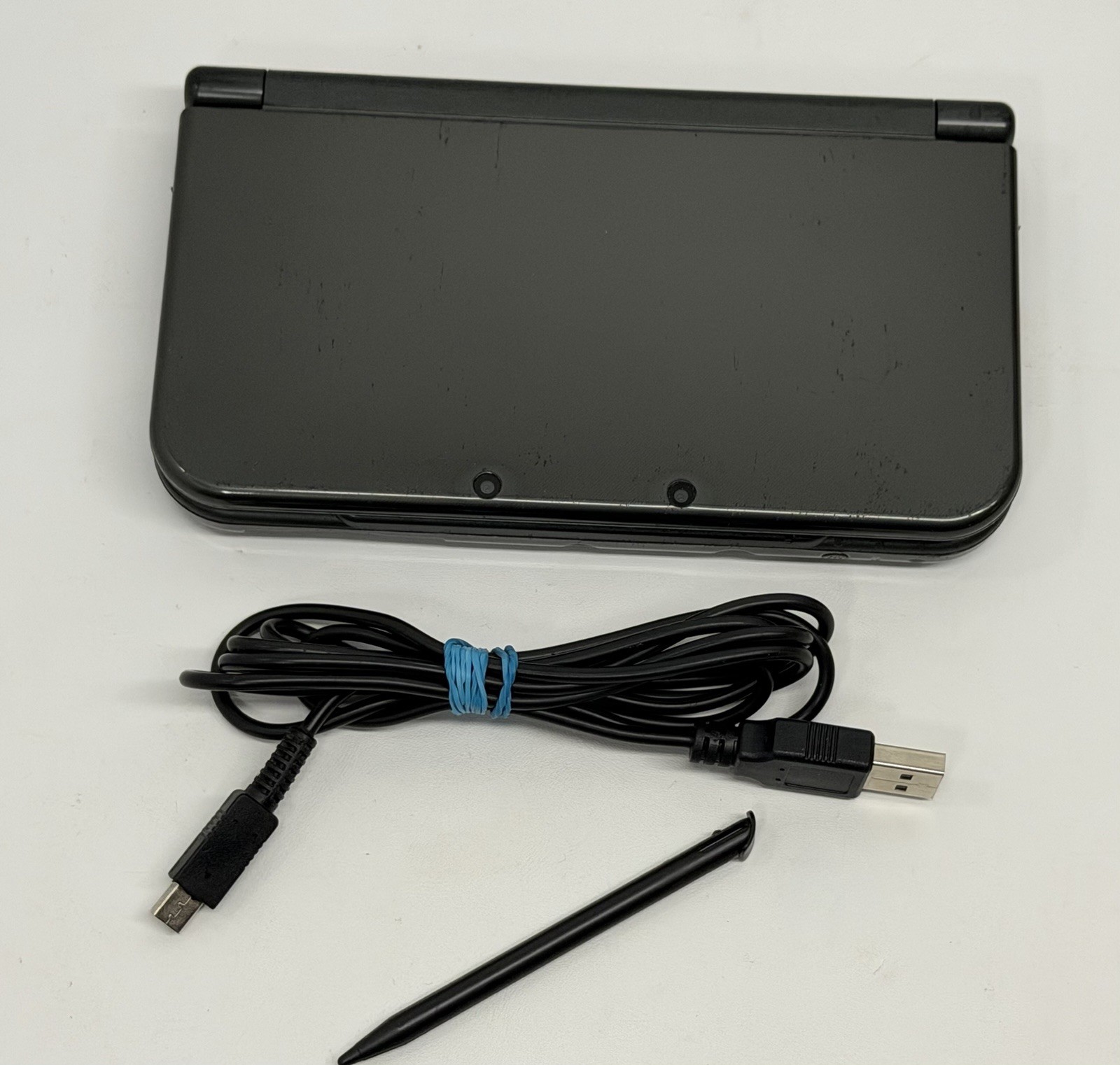 Nintendo NEW 3DS LL XL Gray Console w/ Charging Cable & Stylus Region Free