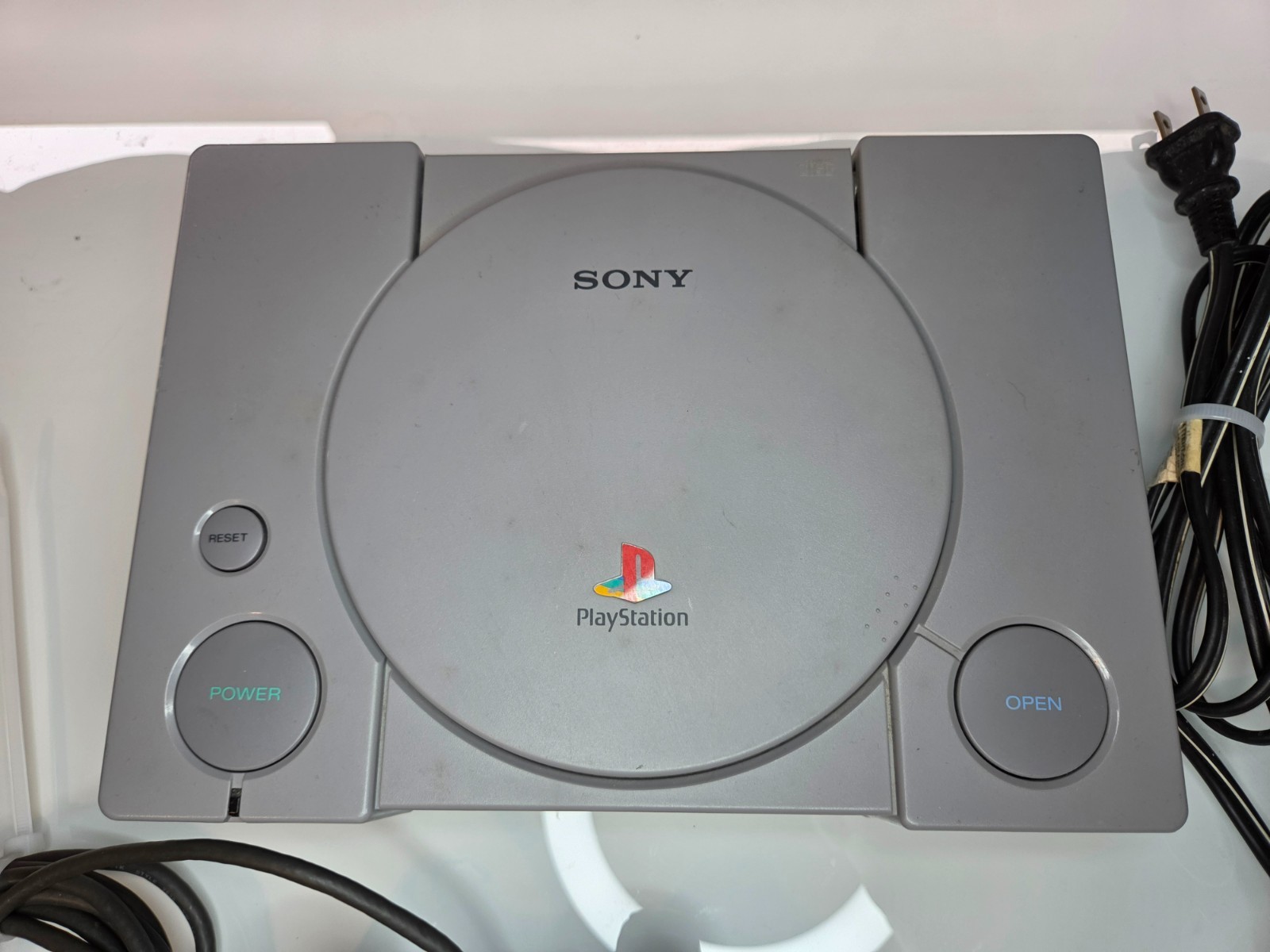Sony PlayStation 1 System Console PS1 – tested and includes game