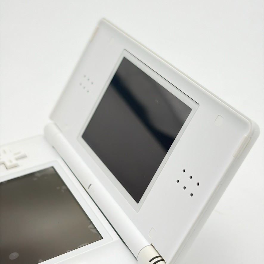 Nintendo DS Lite Crystal White Console Complete w/ Box Region Free Japanese Menu