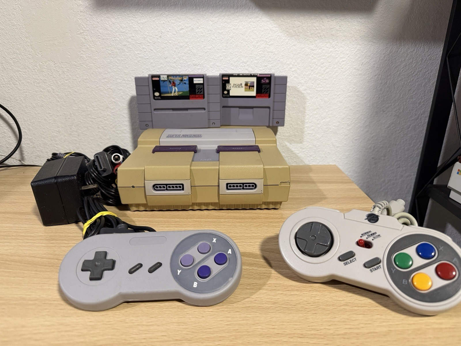 Nintendo SNES Console Super NES WORKING With 2 Games 2 Third Party Controllers