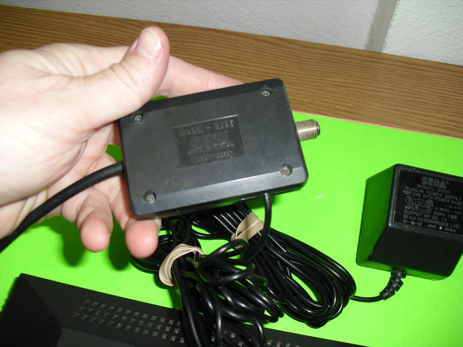 Sega Master System console w/ Control Stick & 2 controllers & Light Gun TESTED!