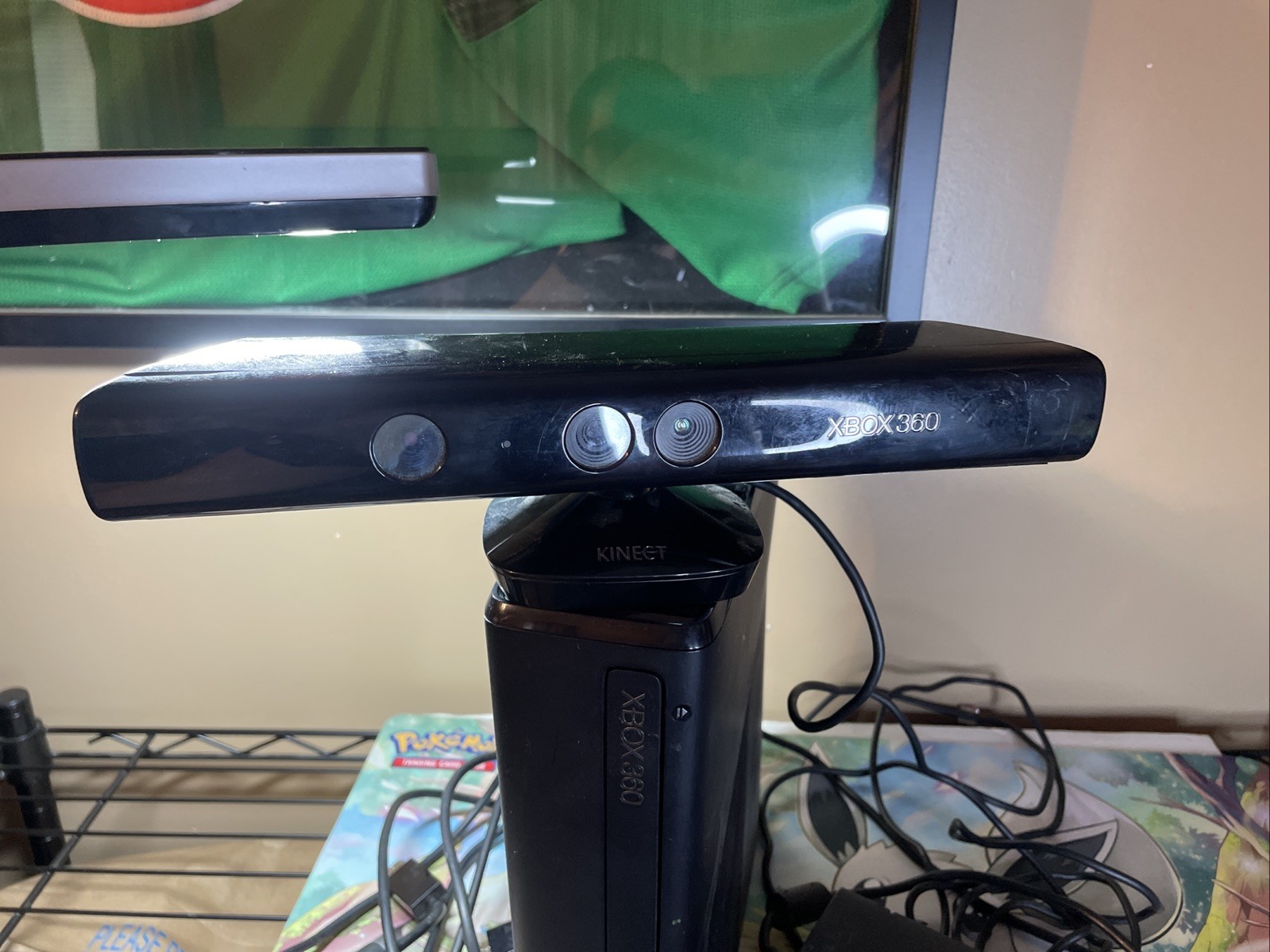 Xbox 360 S Console With Cords And Kinect Sensor Bar.