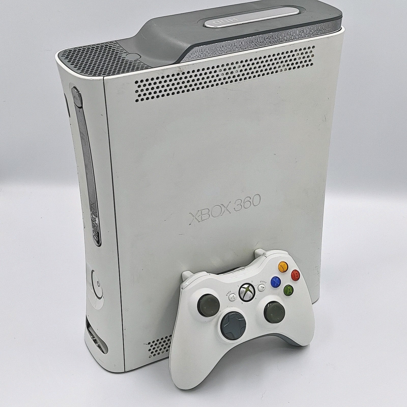 Microsoft XBox 360 Console System 4GB (Re-newed) w/ Controller + Cords
