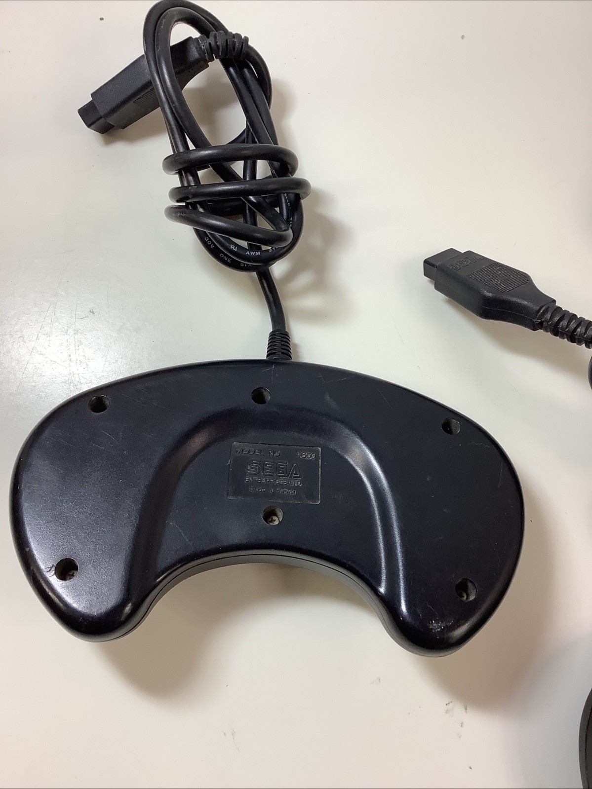 Tested/Works! Sega Genesis Model MK-1601, 2 Controllers, Power Adaptor