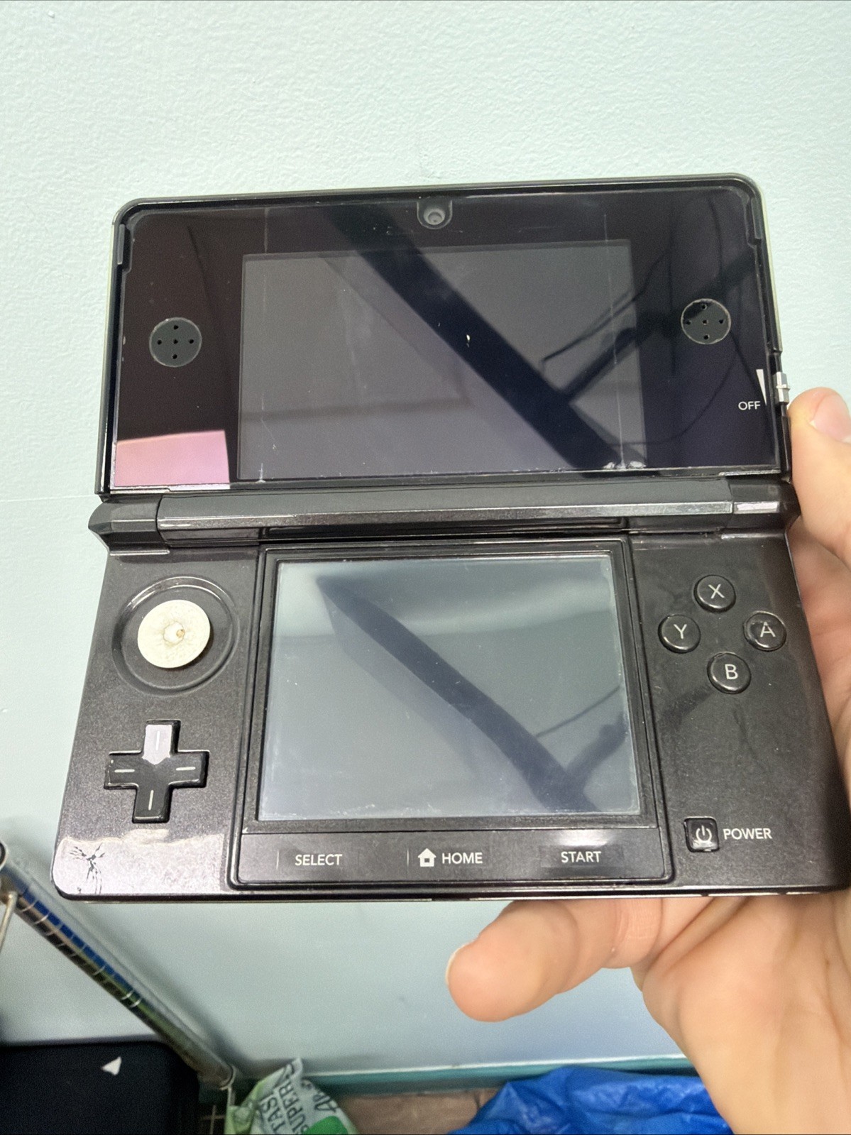 USA Nintendo 3DS 2GB Handheld System – Black (Read Desc.)