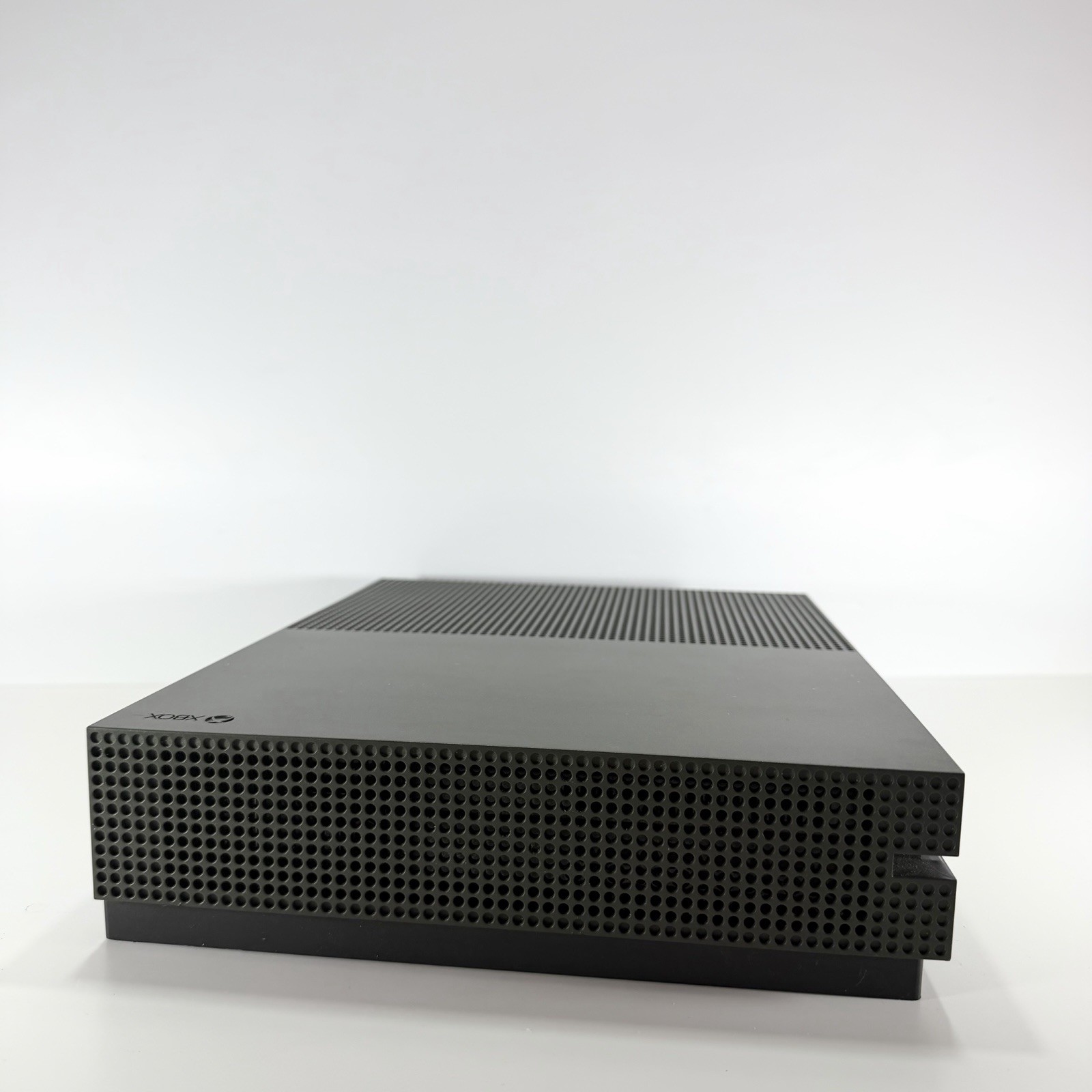 MICROSOFT XBOX ONE S 1TB – BATTLEFIELD EDITION 1 LIMITED EDITION – COMPLETE