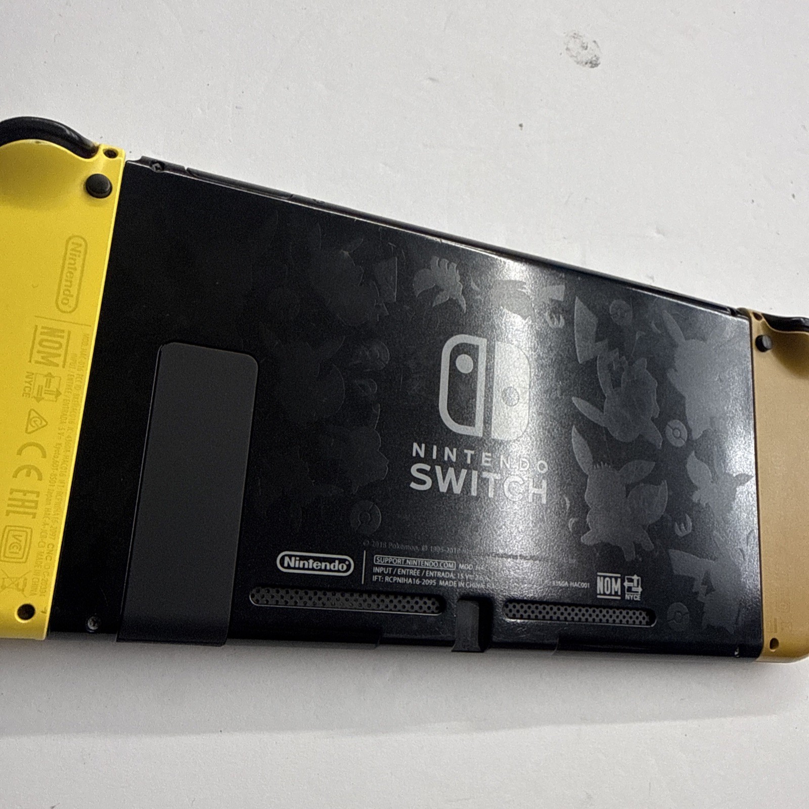 Switch – Nintendo Switch Console Let’s Go Pikach Eevee Edition W/ Mismatch Dock