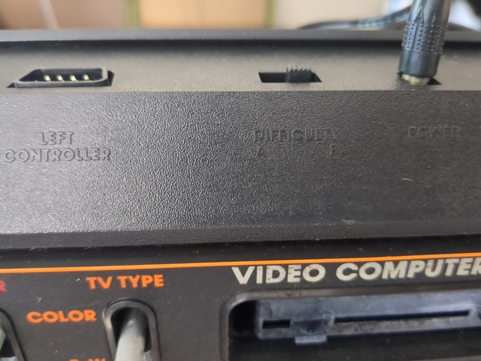 Vintage Atari 2600 Video Computer System Console Game Center lot in Cabinet Case