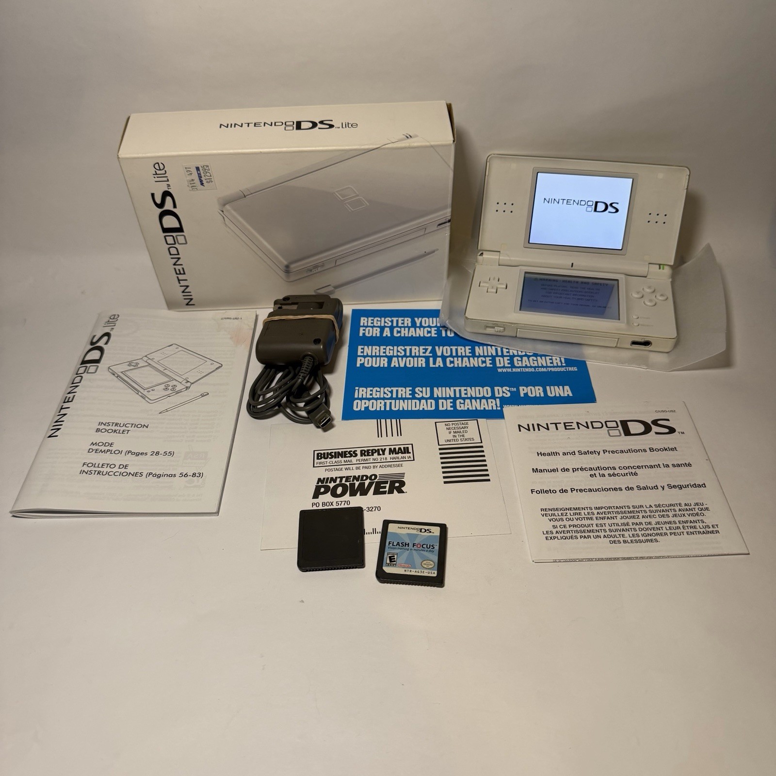Nintendo DS Lite Handheld Console Polar White CIB Complete In Box. See Photos