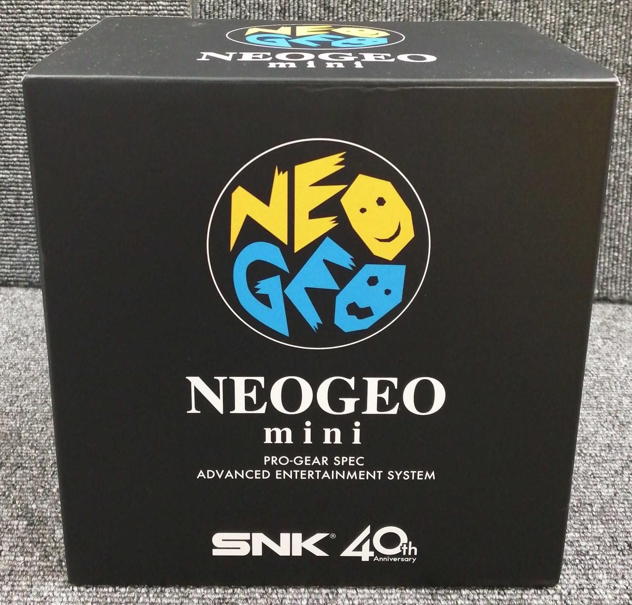 NEOGEO MINI Model FM1J2X1800 SNK