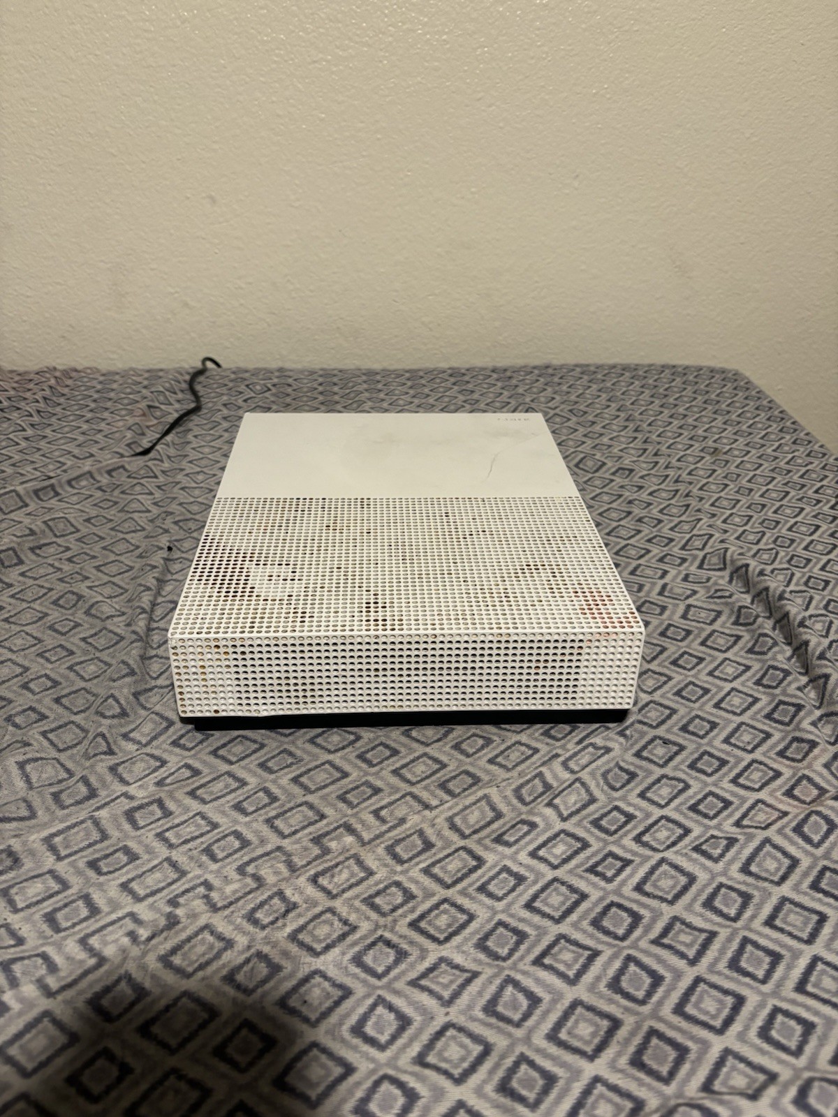 Microsoft Xbox One S White Home Console Wi-Fi HDMI USB-A Ethernet