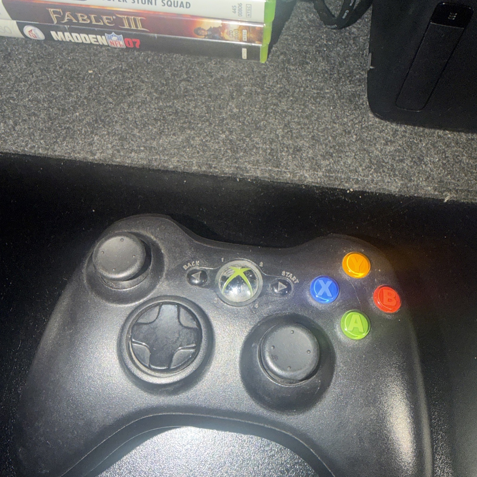 Microsoft Xbox 360 S Slim Kinect Console 2 controllers 20 Games 250GB TESTED