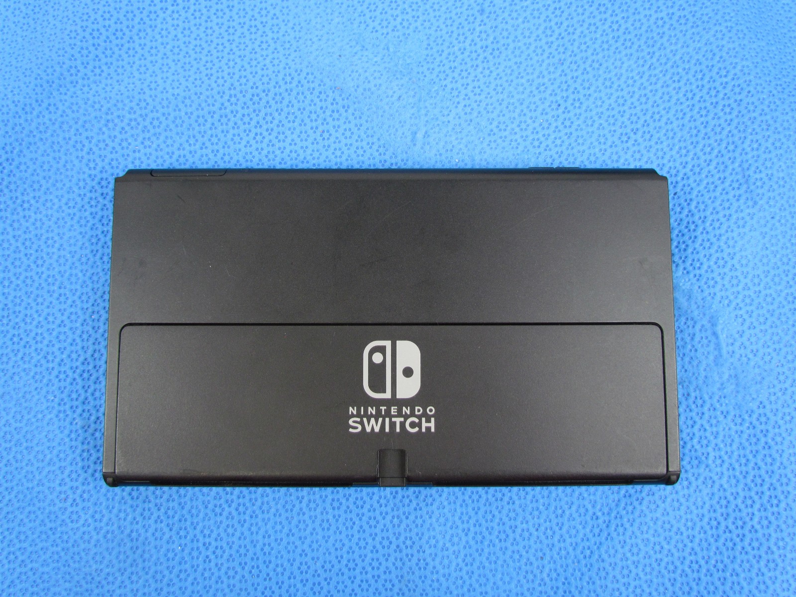 Nintendo Switch OLED HEG-001 Handheld Console – 64GB -Extra Joy Cons -Ships FREE