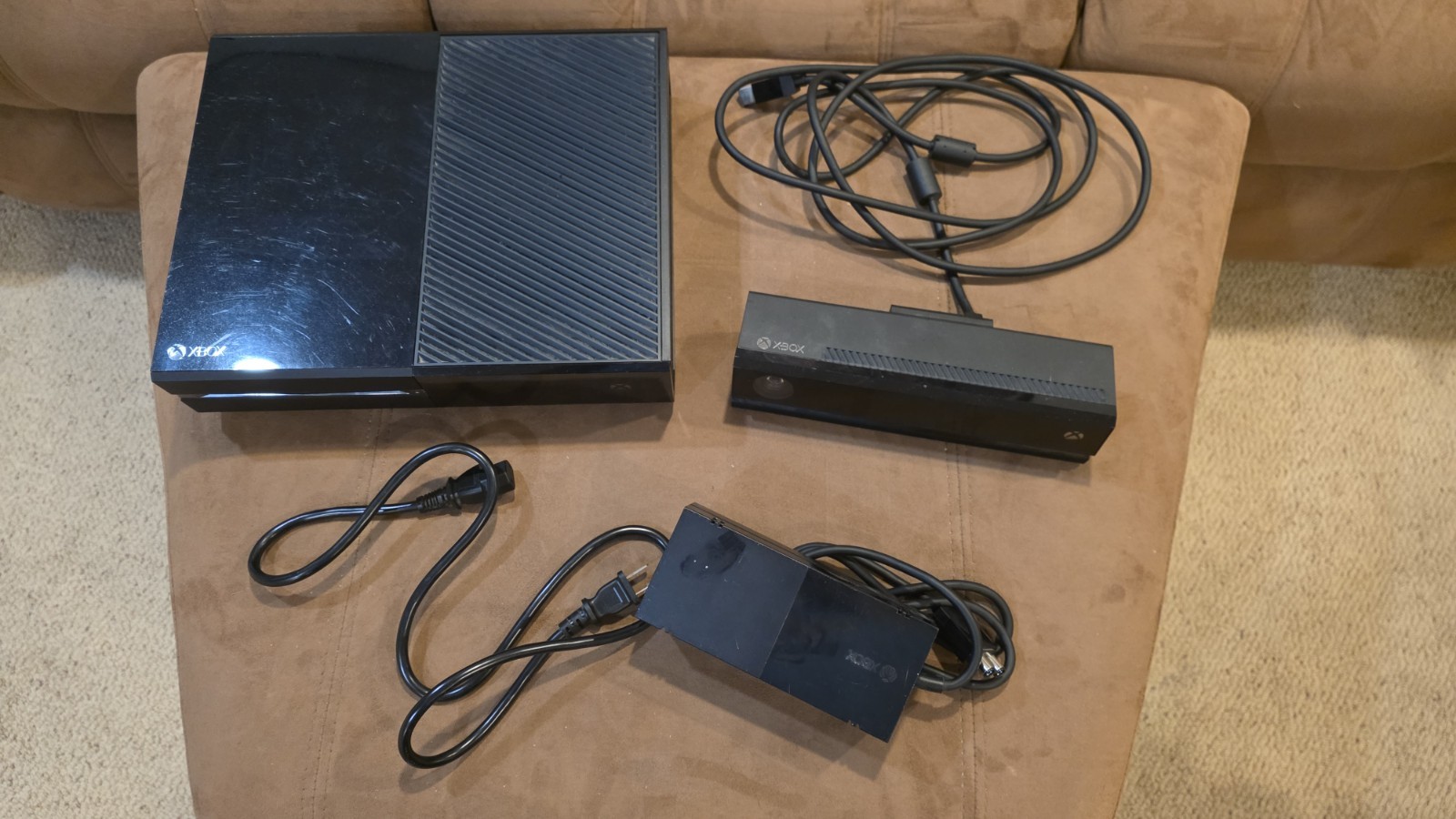 Xbox One Model 1540 Console Bundle w Controller, Kinect, HDMI Cable -tested Work
