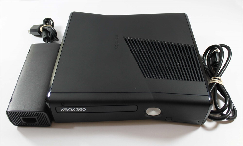 Microsoft Xbox 360 S Slim 4GB System