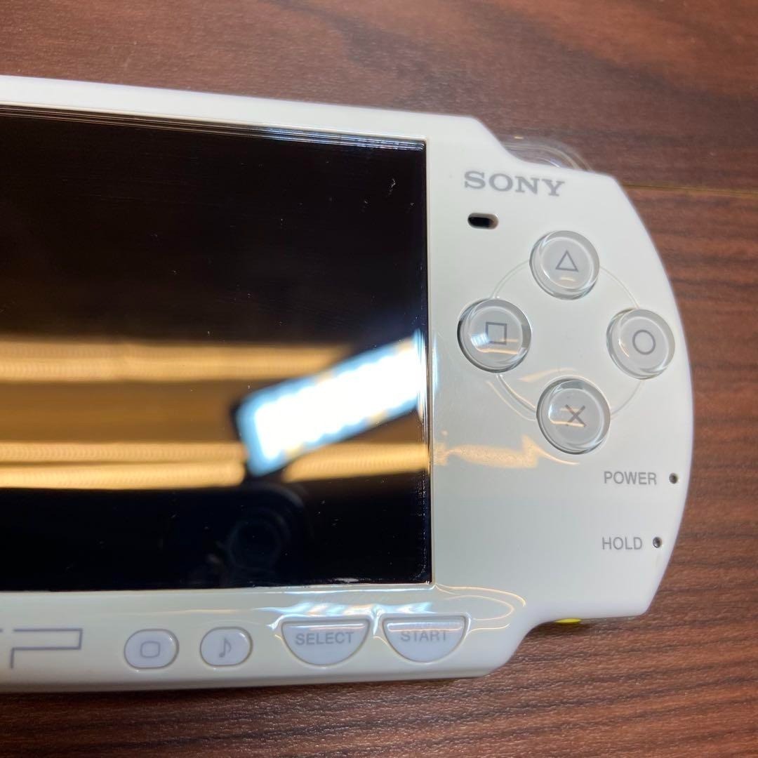 PSP 2000 console, Ceramic White, 4211 From Japan
