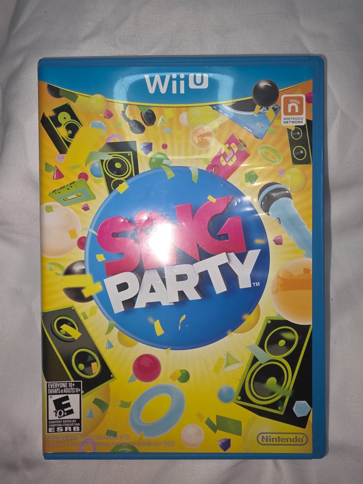Nintendo Wii U 32GB Black Deluxe Console Bundle – 5 Games & Wii Fit Bundle -READ