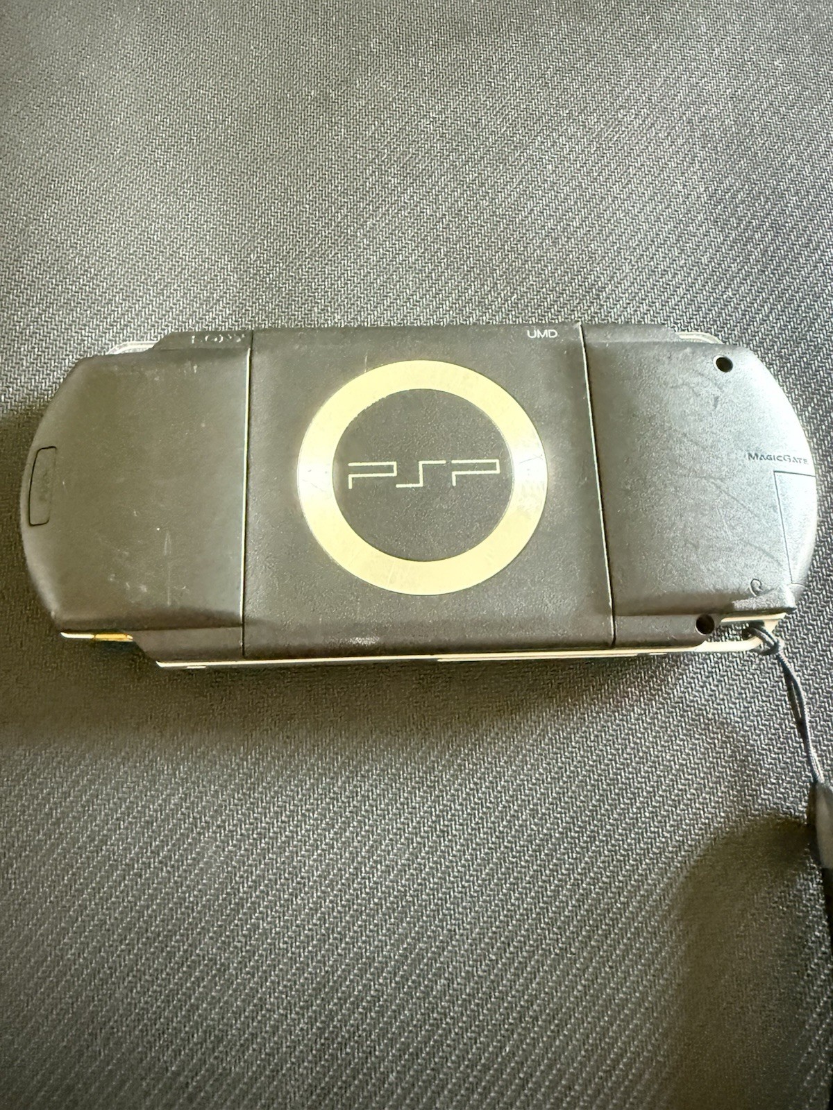 Sony PSP Go Handheld System Original