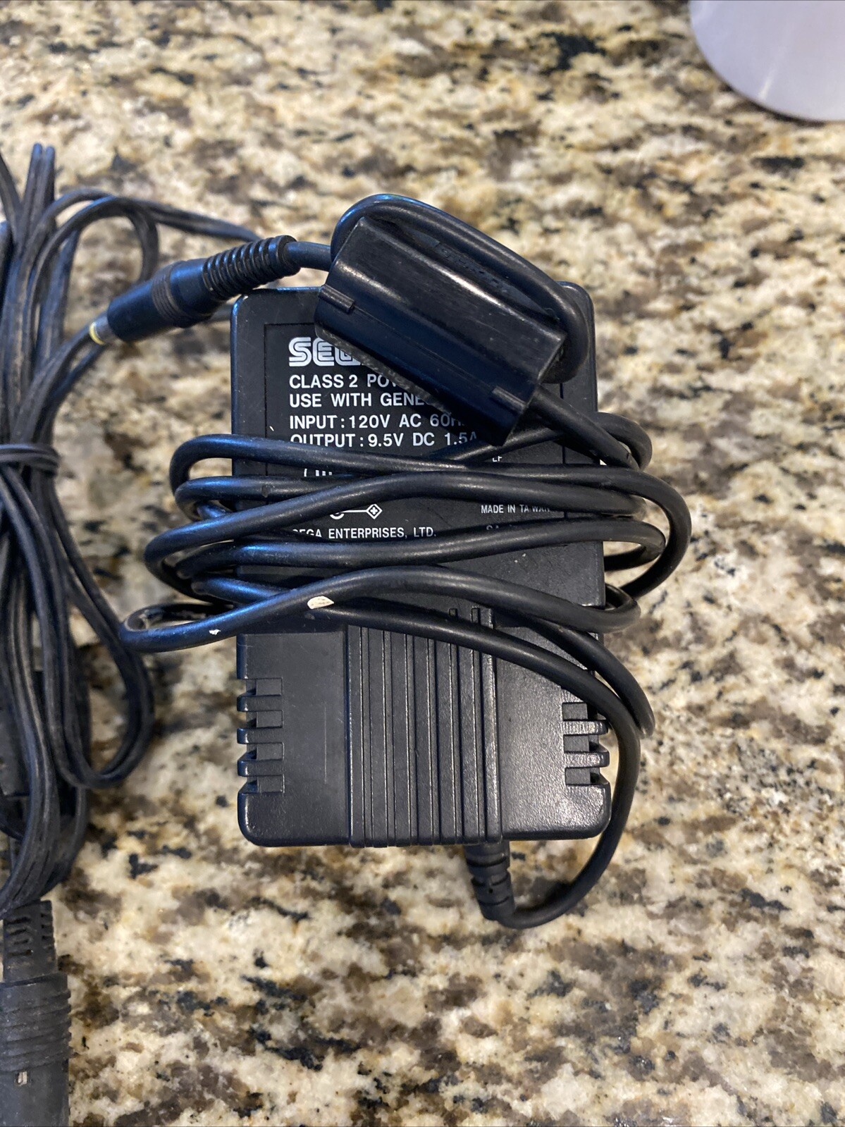 Sega Genesis CDX Black Console Mk-4121 W/ controller, power cord and av cable