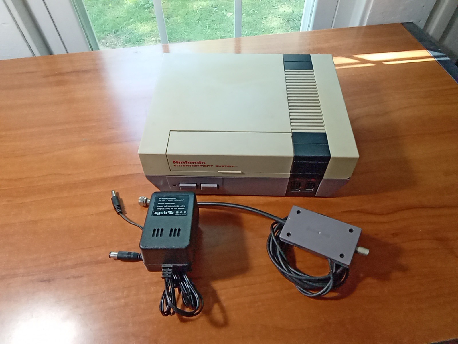 Nintendo Entertainment System NES Console – Gray + Cables *TESTED* LND