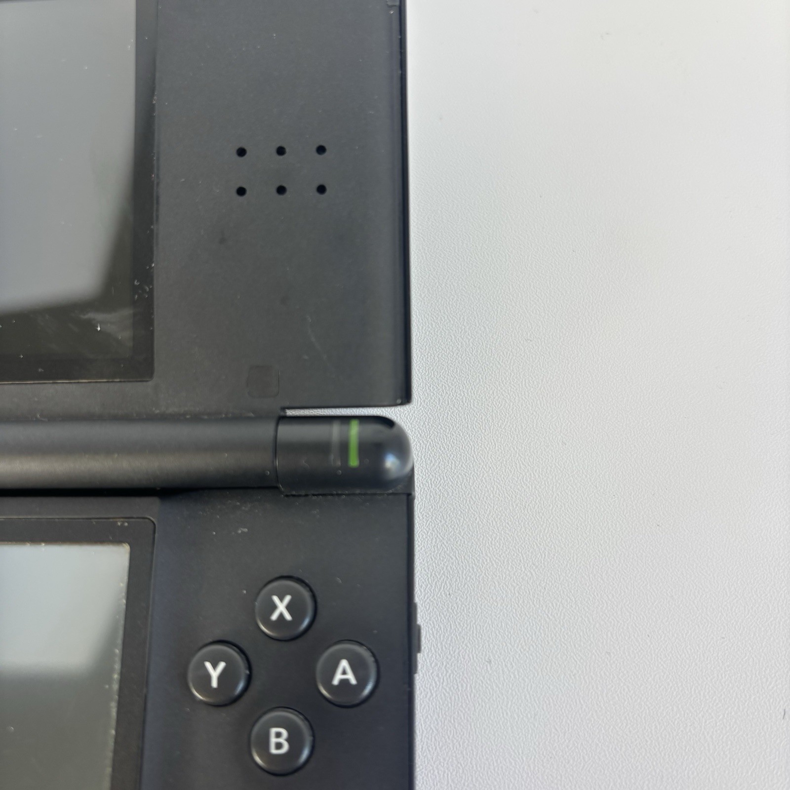 Nintendo DS Lite Handheld System – Onyx Black Powers on