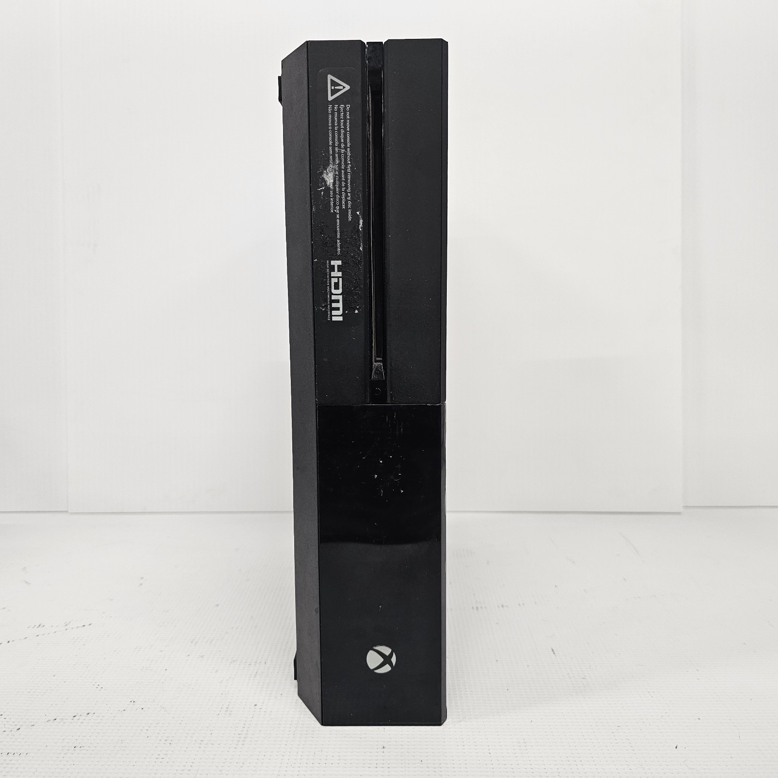 Microsoft Xbox One 1540 1TB Home Console Black (works as-is bad disc drive)