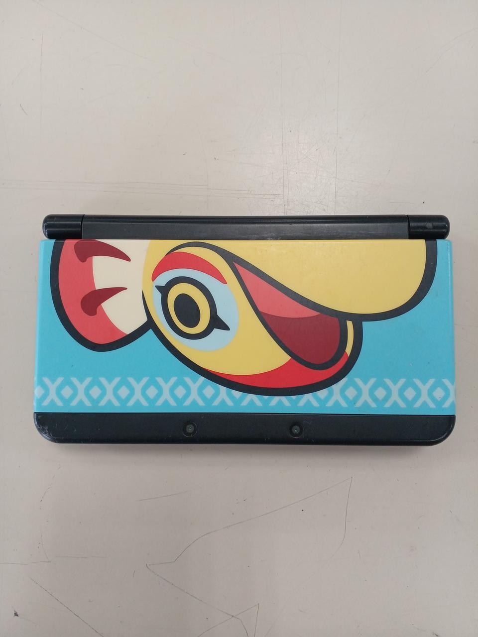 Nintendo 3DS KTR-001 Handheld Console Used Damaged No Charger