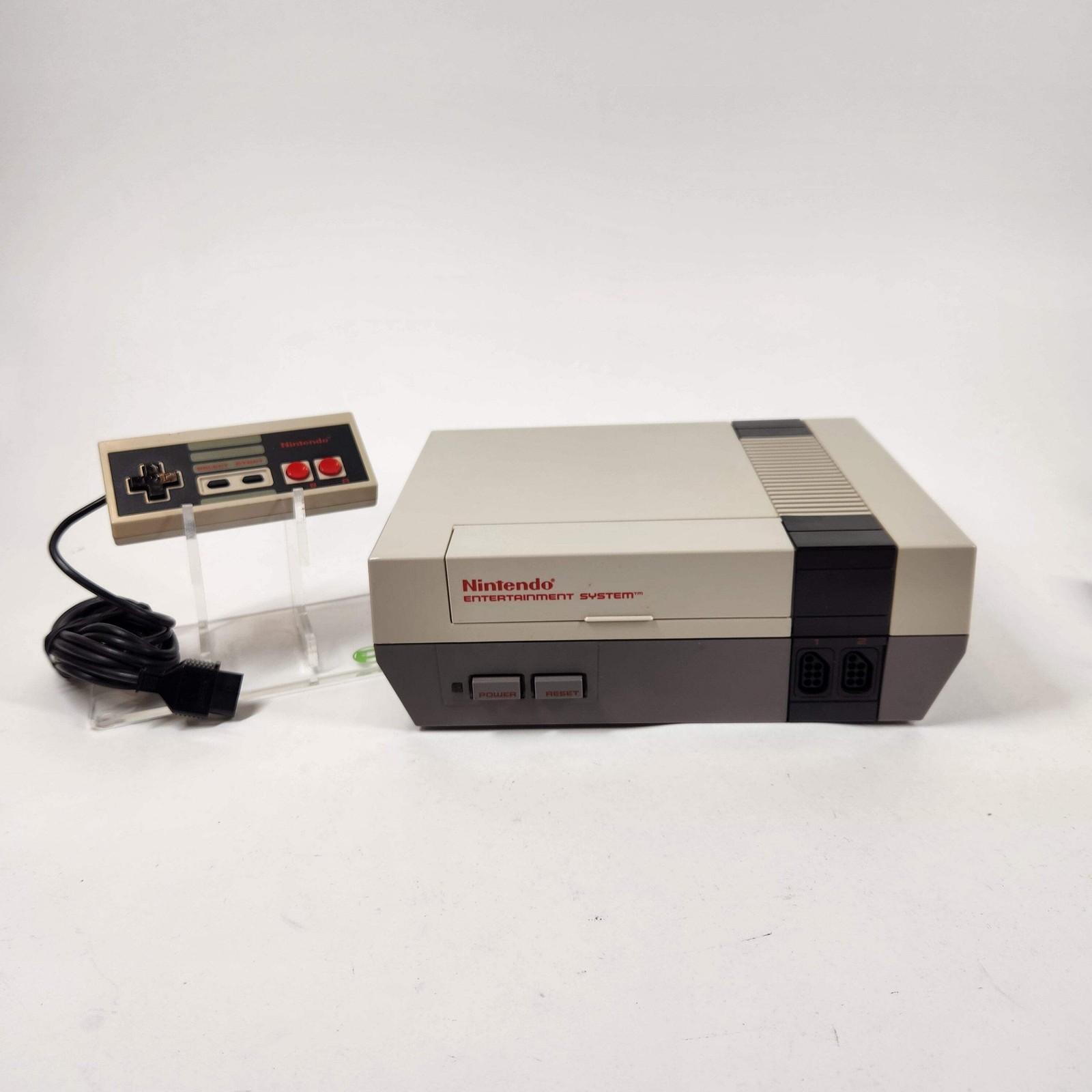 Nintendo Entertainment System NES Console Gaming System Only NES-001 UNTESTED