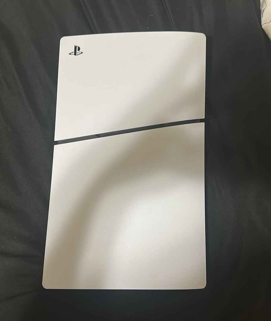 Sony PlayStation 5 Digital Edition PS5 Console White 825GB 4K Wi-Fi CFI-1015B