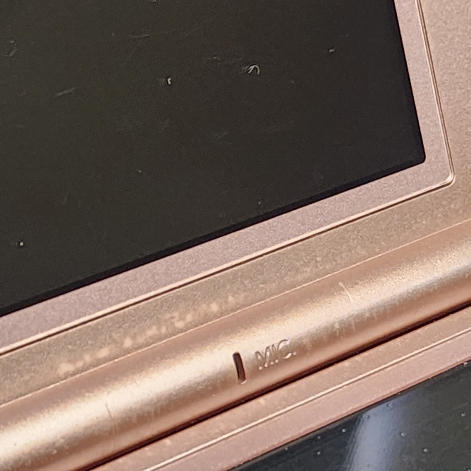 Nintendo DS Lite Console Metallic Rose With Case
