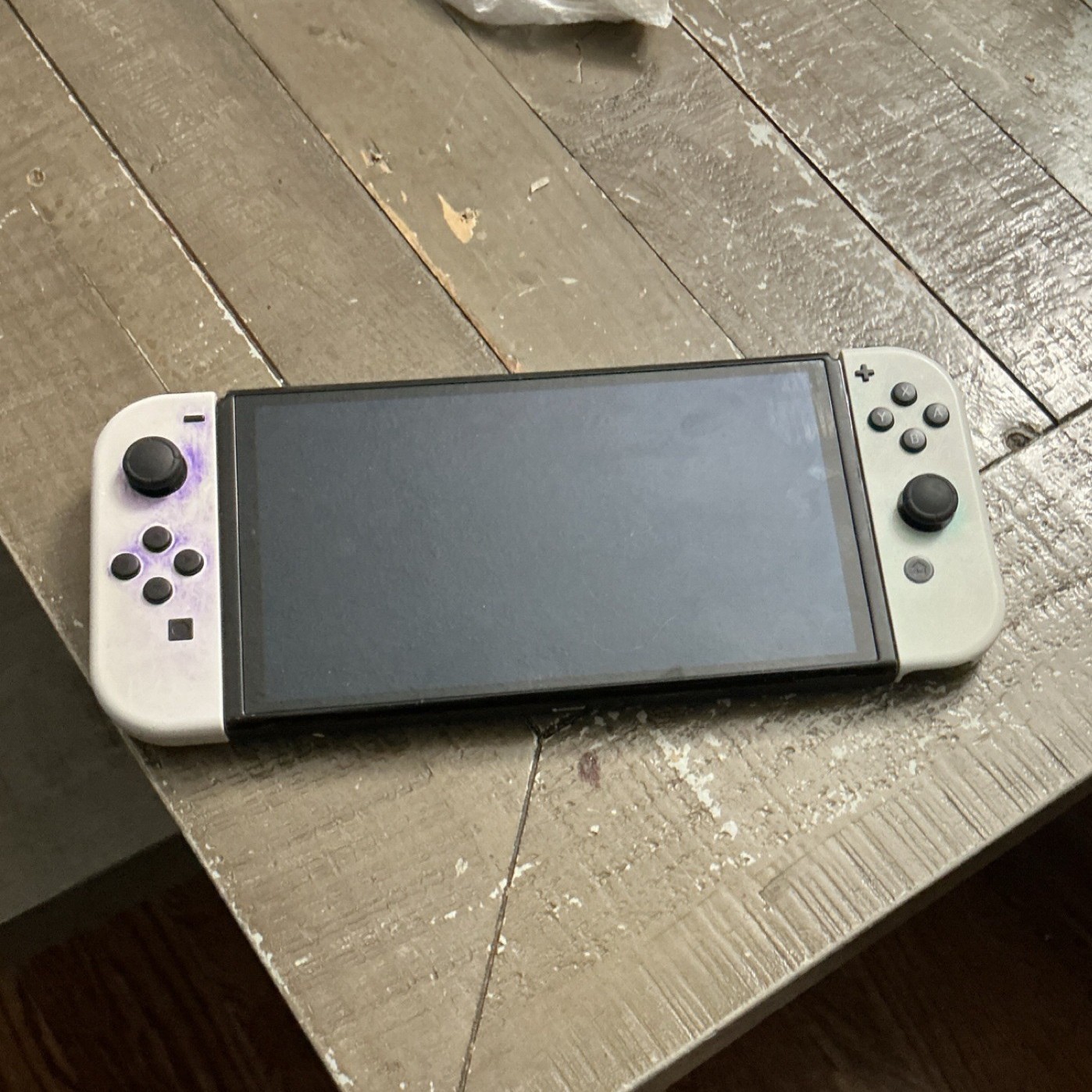 Nintendo Switch Console White Joy-Con Wi-Fi Capability Handheld System