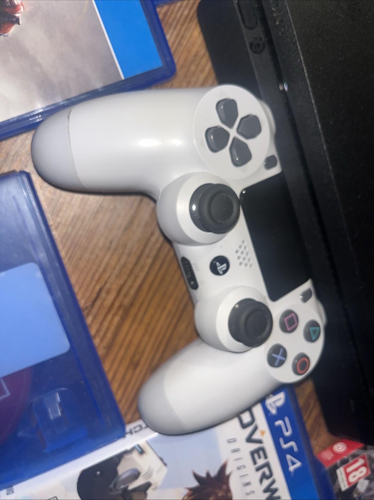 Sony PlayStation 4 PS4 Slim 500gb Bundle – CUH-2015a – 11.50