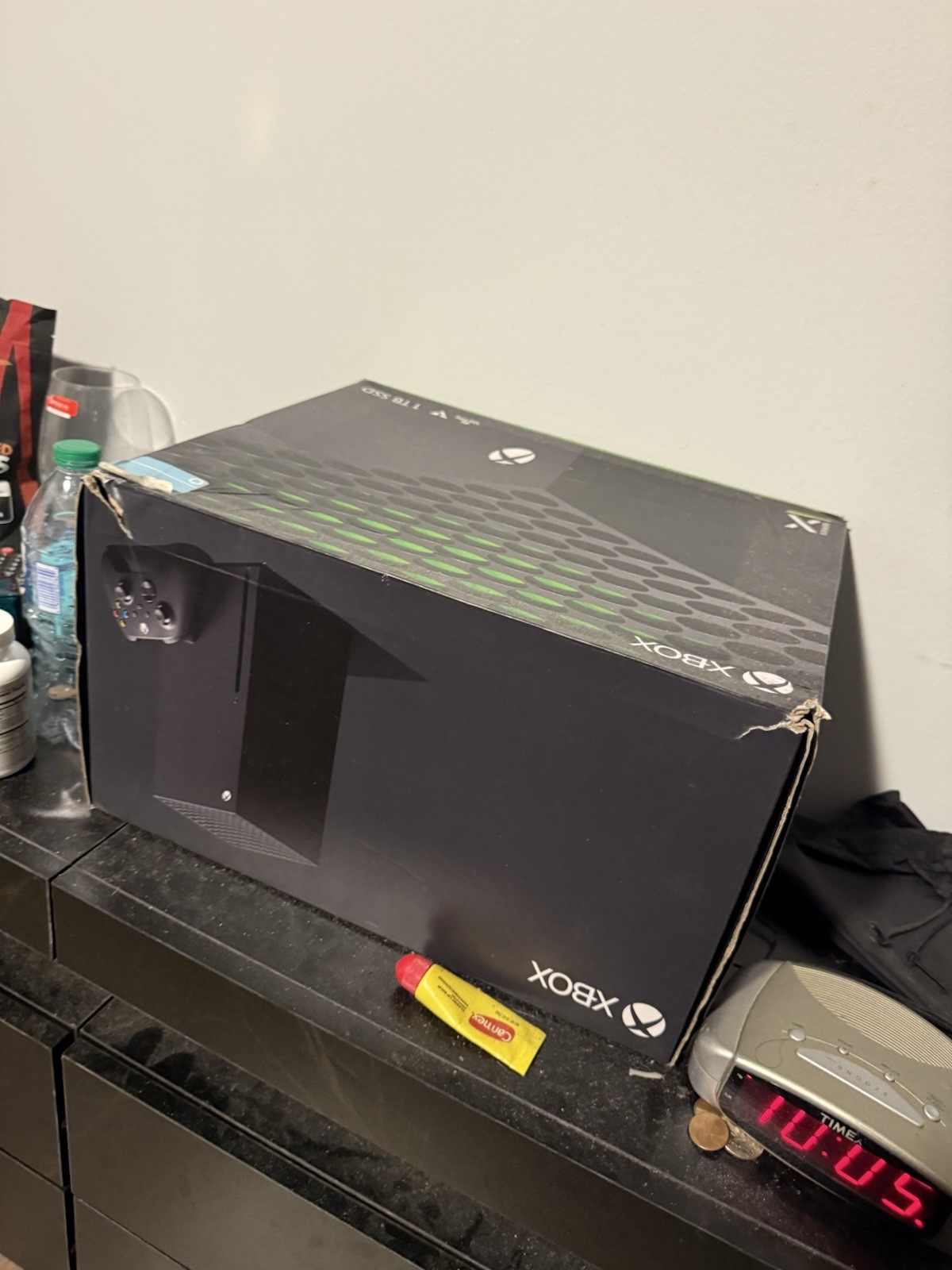 XBOX SERIES X, PRO HEADSET, ELITE 2 CONTROLLER, & PRO GAMING MONITOR