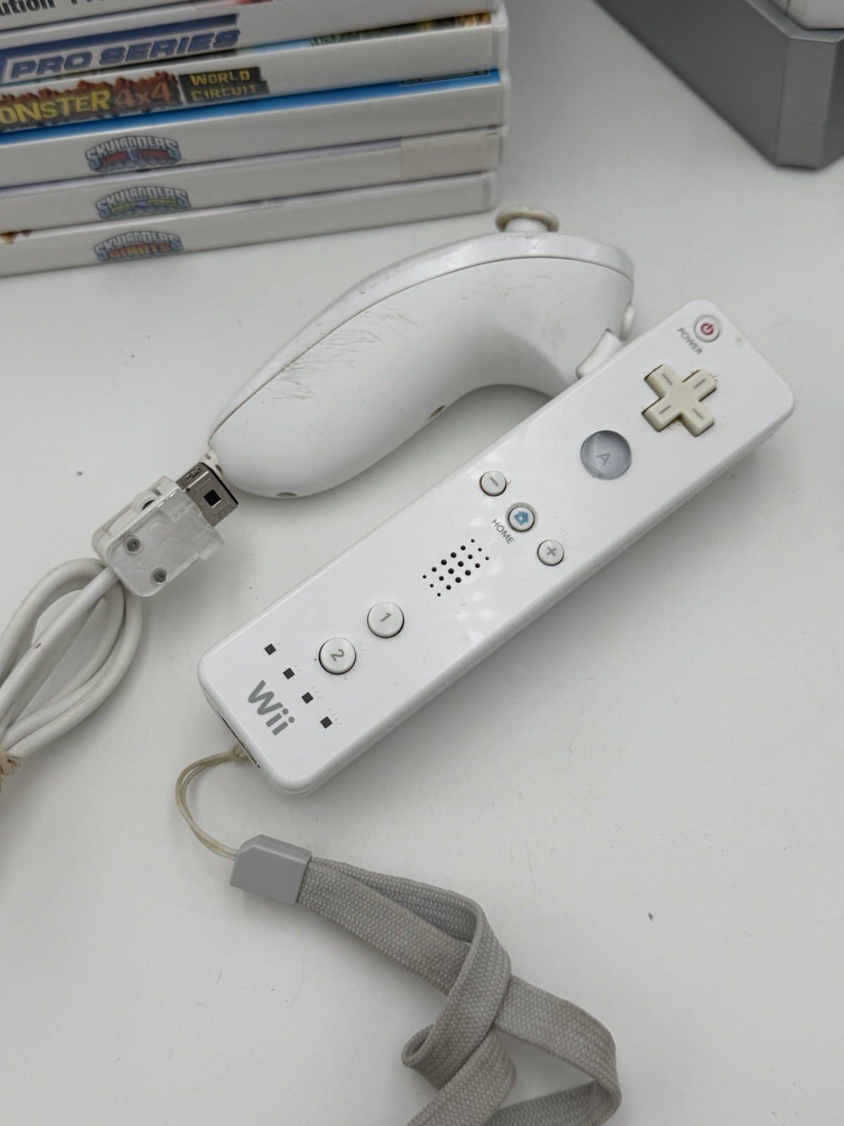 Wii Bundle RVL-001 (USA) Console – Controllers 9 Games Tested Works Skylanders