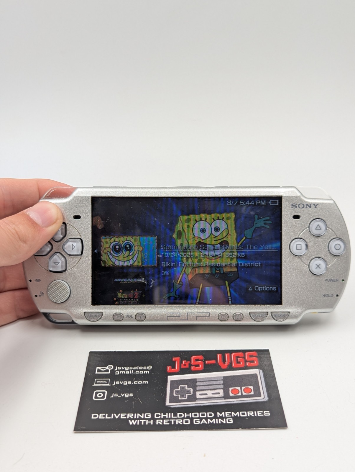 Sony PSP 2000 Silver Console PlayStation Portable Charger
