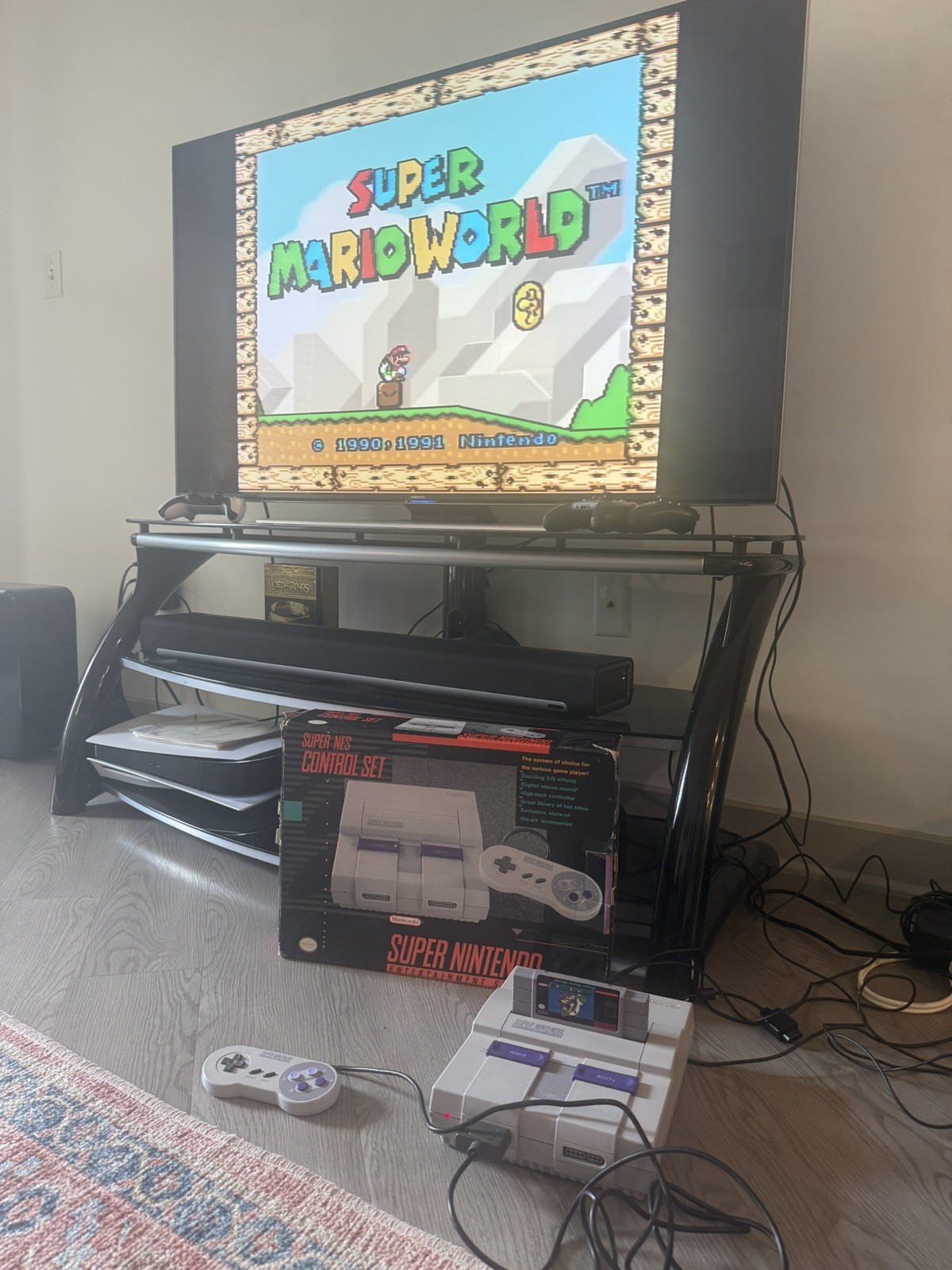 Super Nintendo SNES Control Set + Mario World, Controller, Cables, Box – Tested
